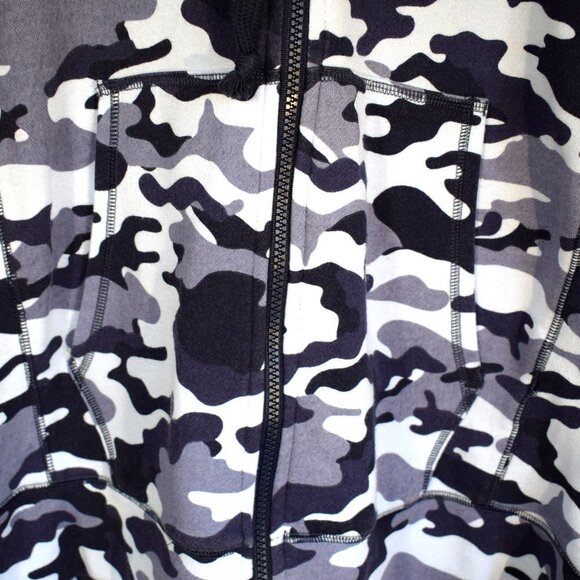 Fabletics Leah Navy Camo Oversized Hooded Sweatshirt - Picture 8 of 11